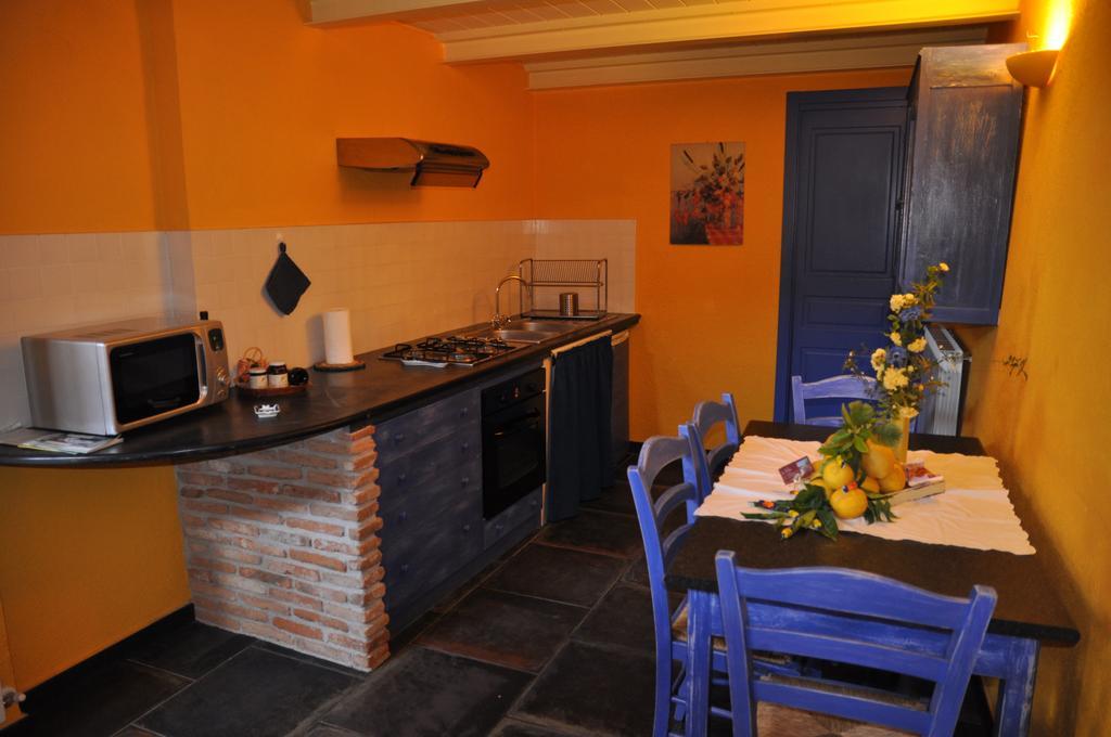 Ca Dei Conti Villa San Bartolomeo Al Mare Bilik gambar